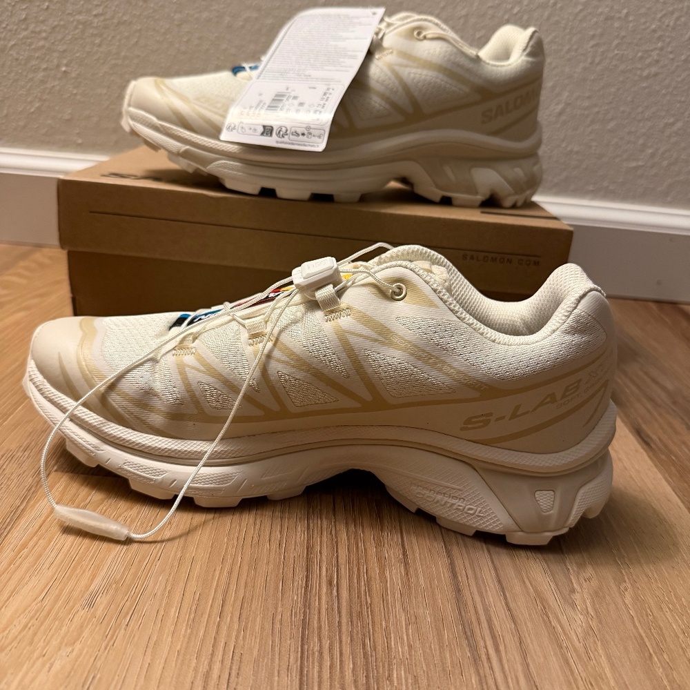 NWT - Salomon off-white XT6 - Size 7.5